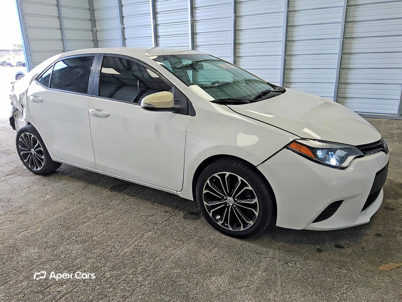 Toyota Corolla 2015