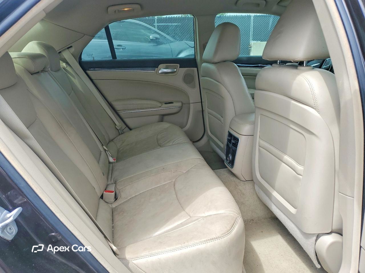 Chrysler 300 2012