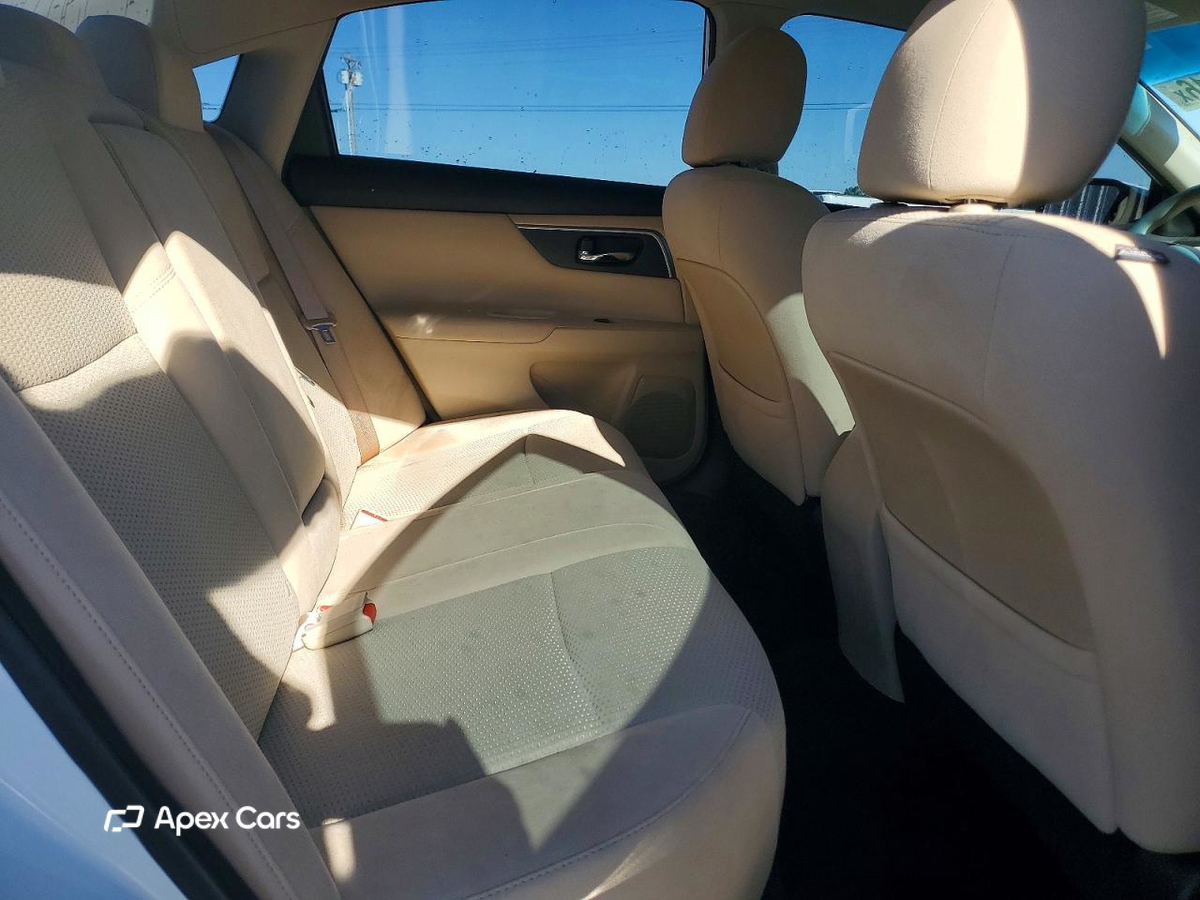 Nissan Altima 2015