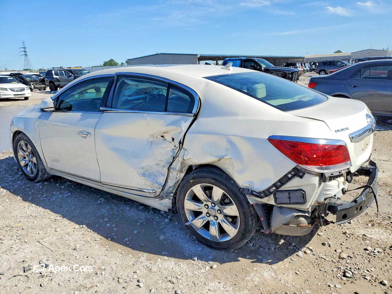 Buick LaCrosse 2011