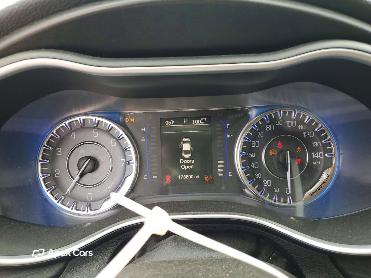 Chrysler 200 2015