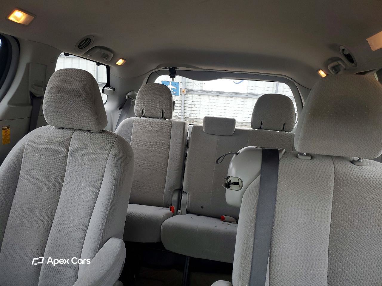 Toyota Sienna 2014