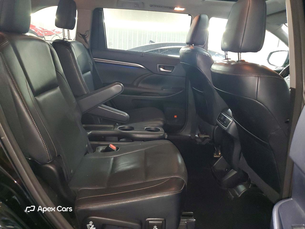 Toyota Highlander 2015