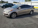 Hyundai Elantra 2012