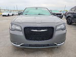 Chrysler 300 2017