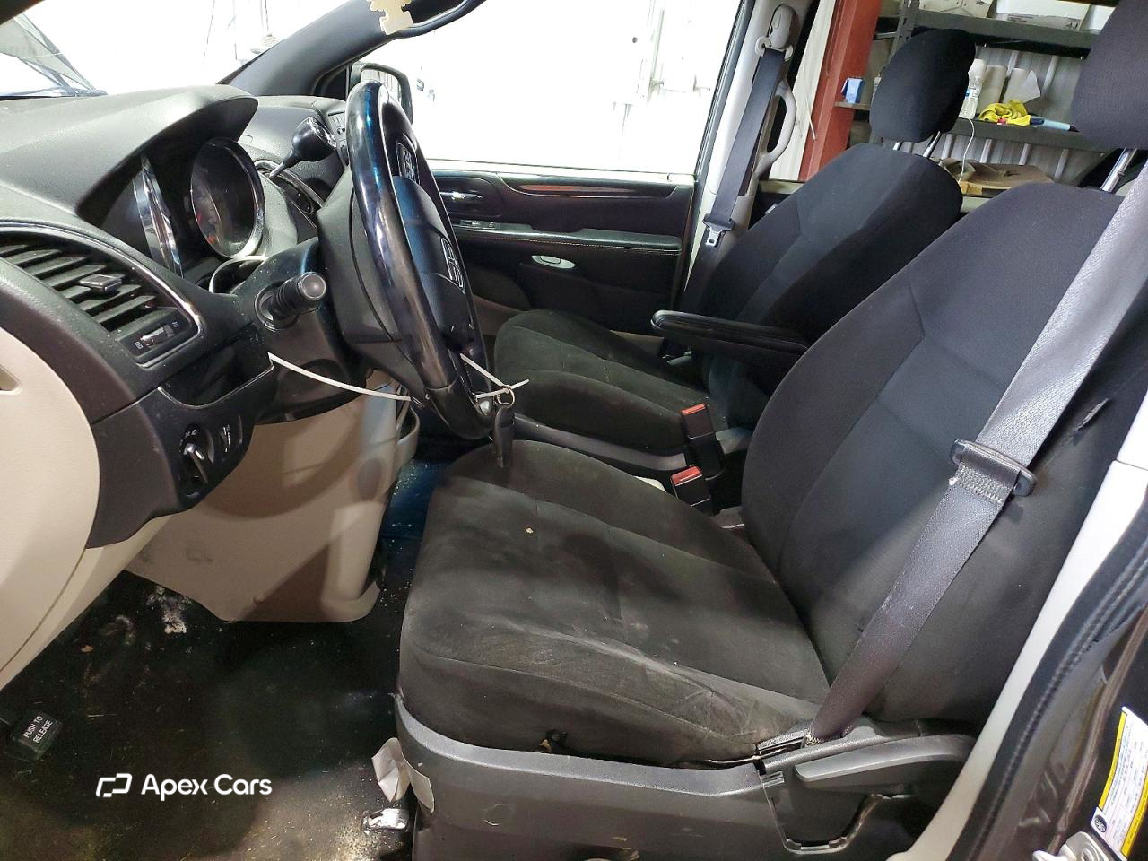 Dodge Caravan 2016