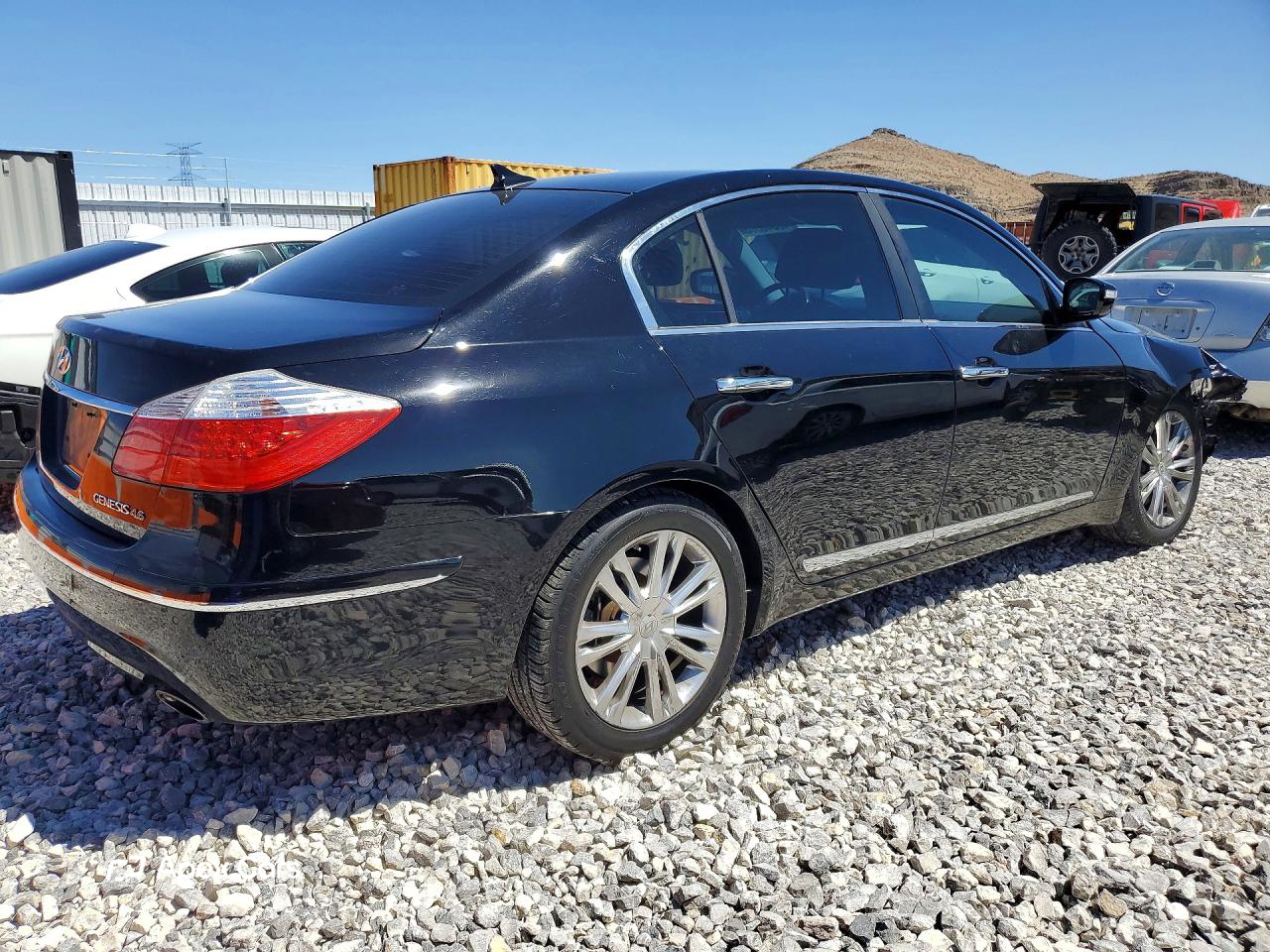 Hyundai Genesis 2010