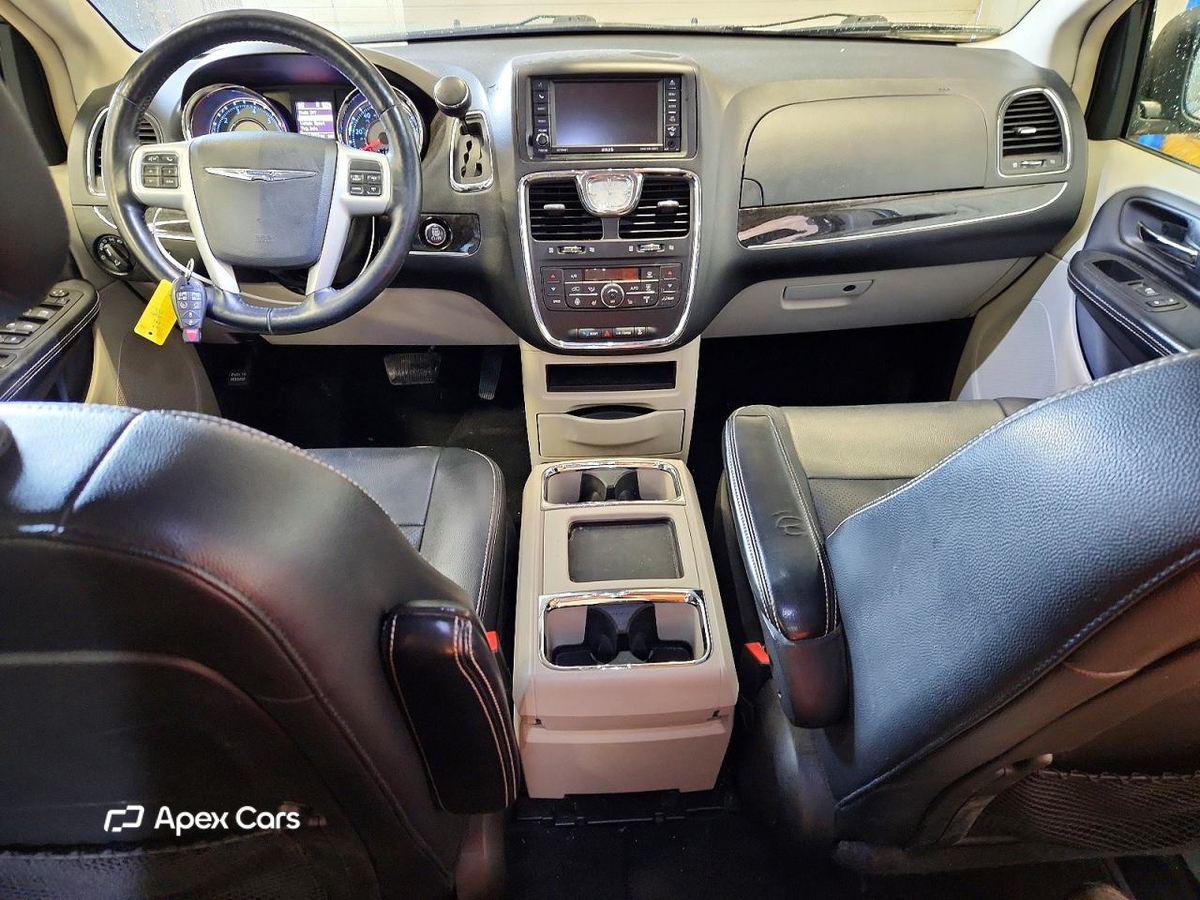 Chrysler Voyager 2016