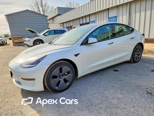 Tesla Model 3 2022 - Image 1 of 12