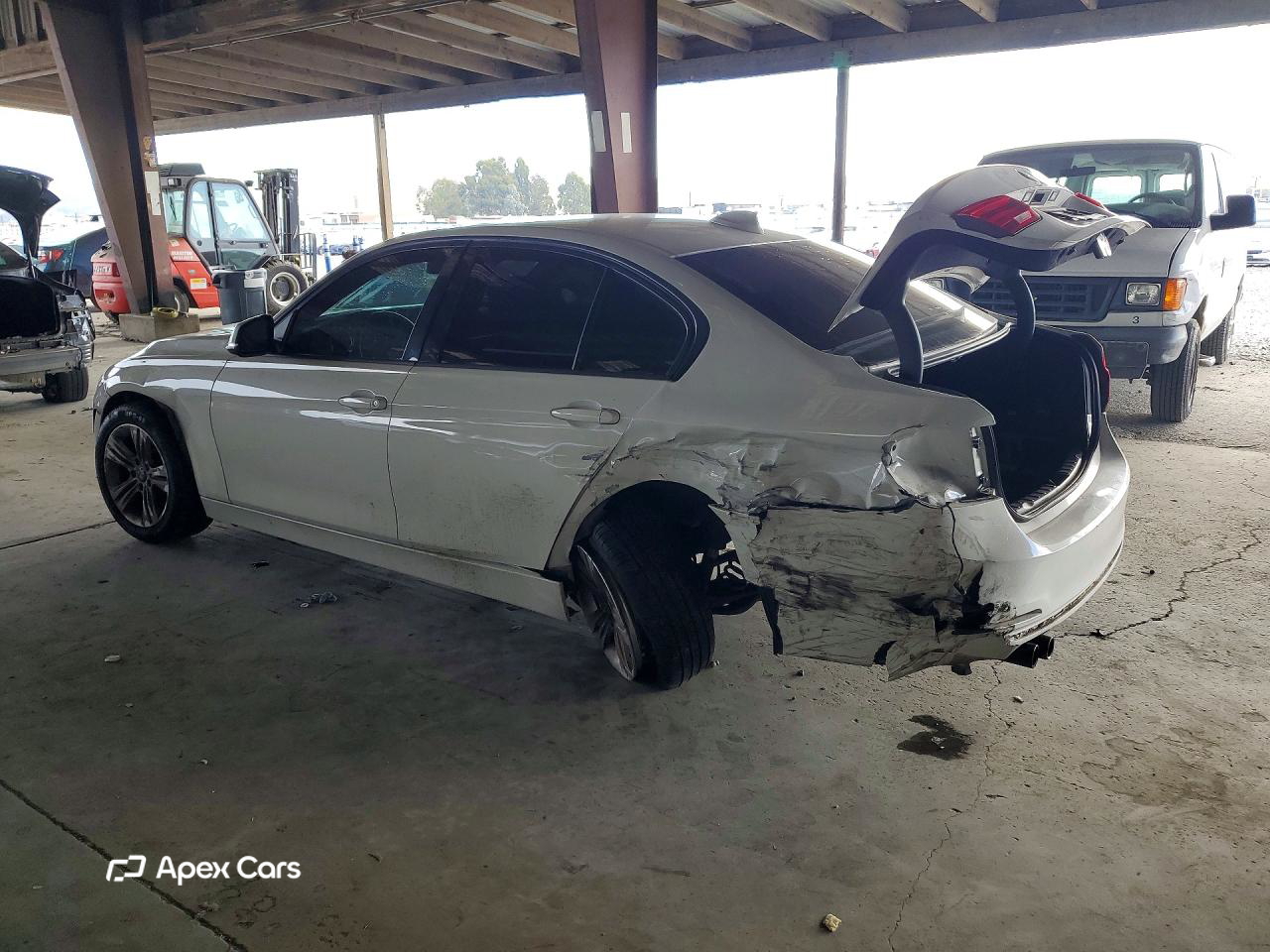 BMW Series 3 2016