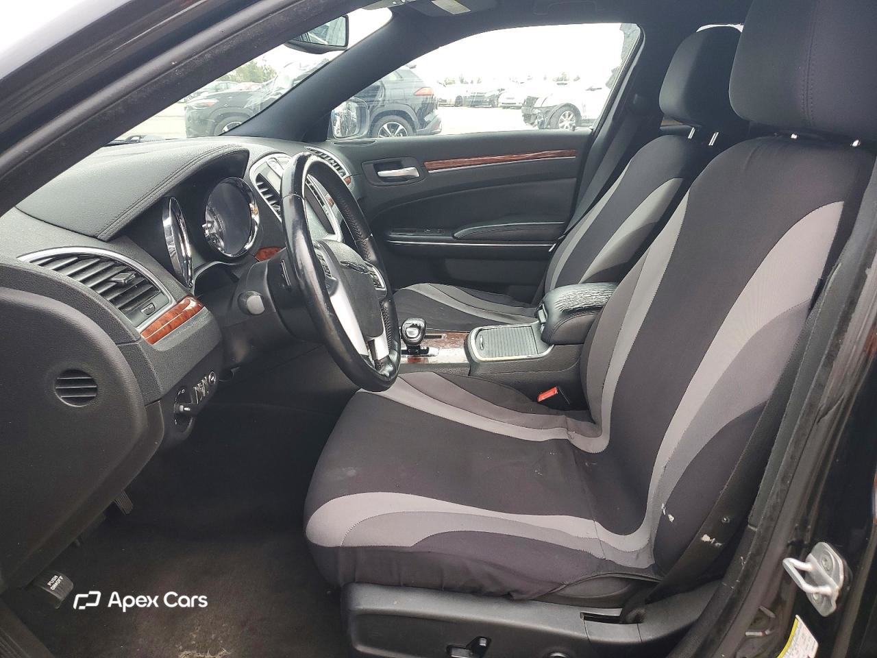 Chrysler 300 2012