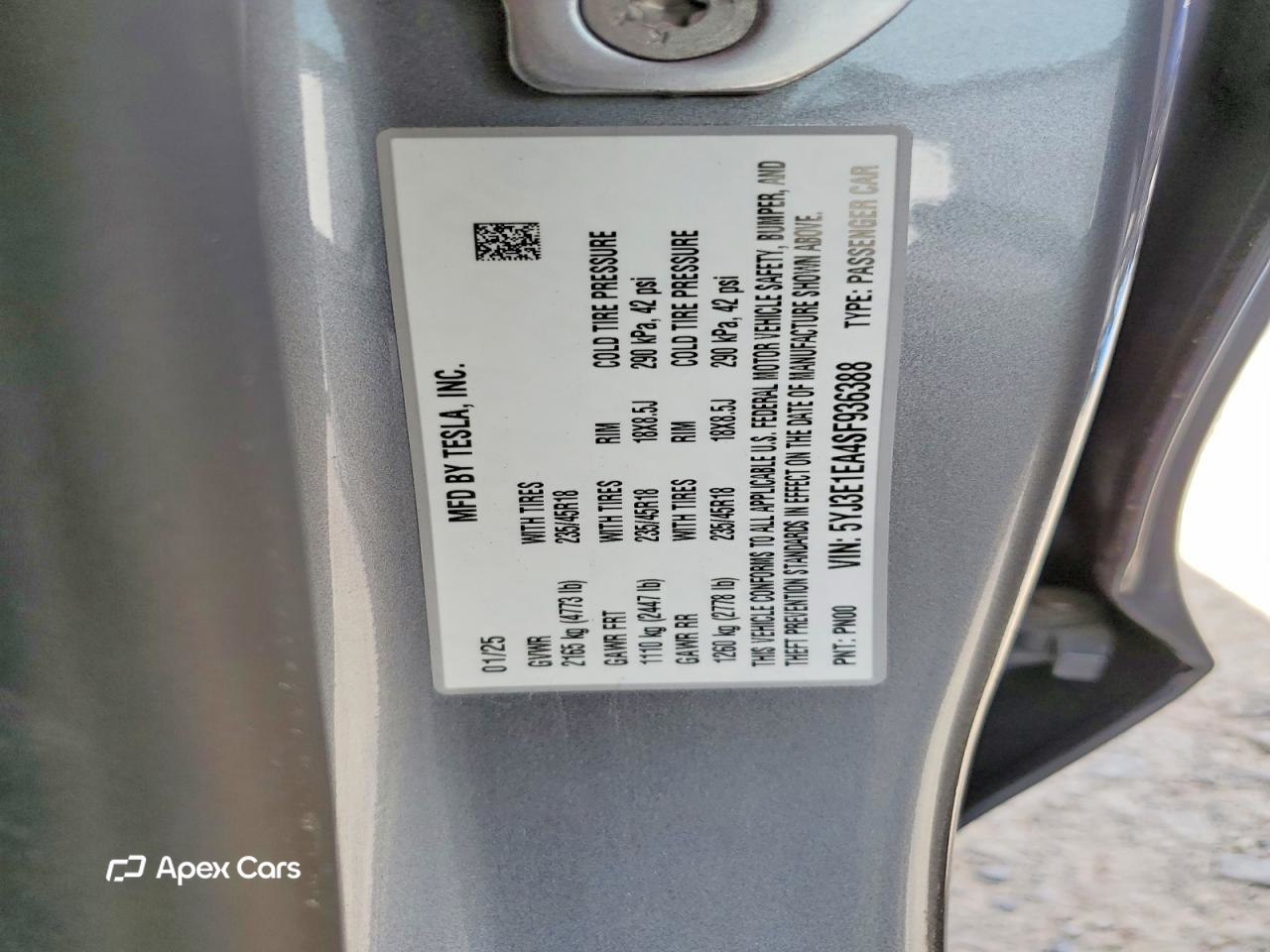 Tesla Model 3 2025