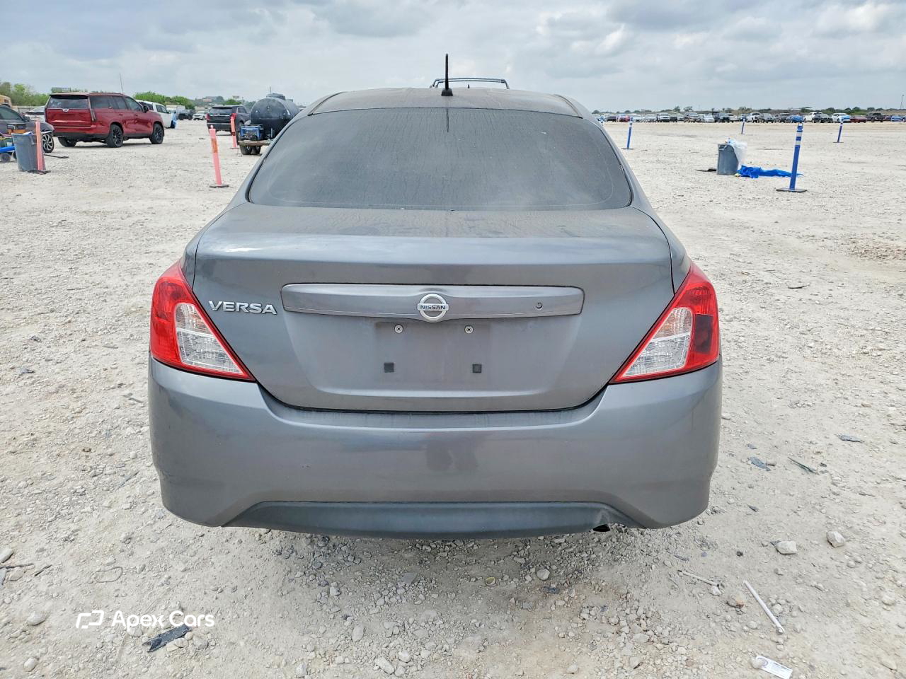 Nissan Versa 2016