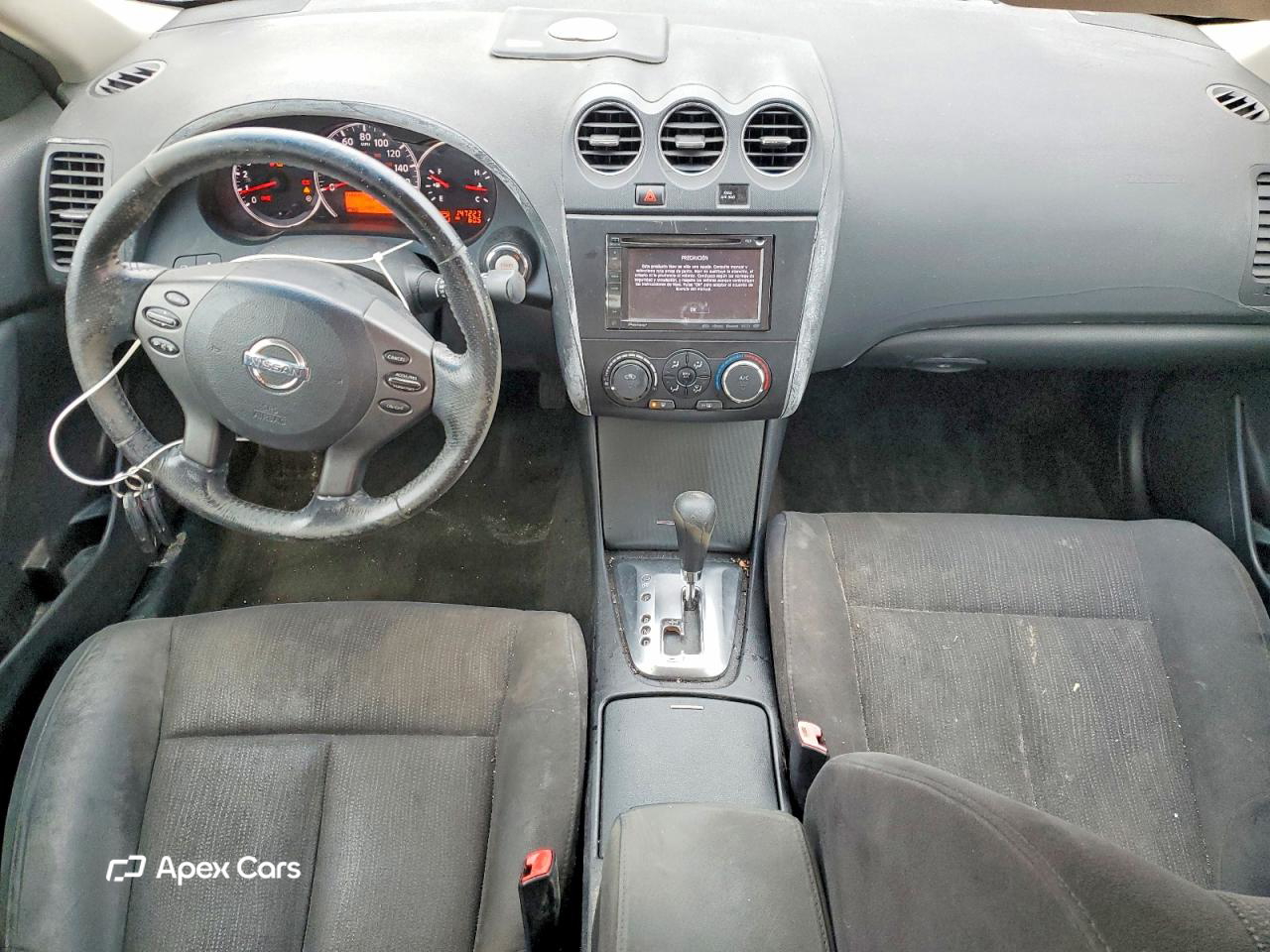 Nissan Altima 2010