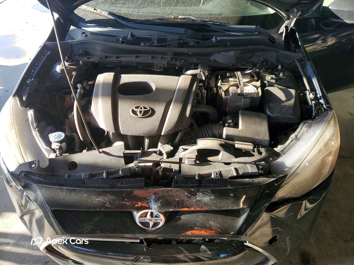 Scion iA 2016