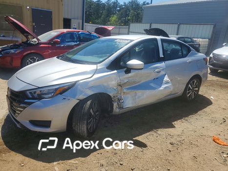 Nissan Versa 2025 - Image 1 of 12