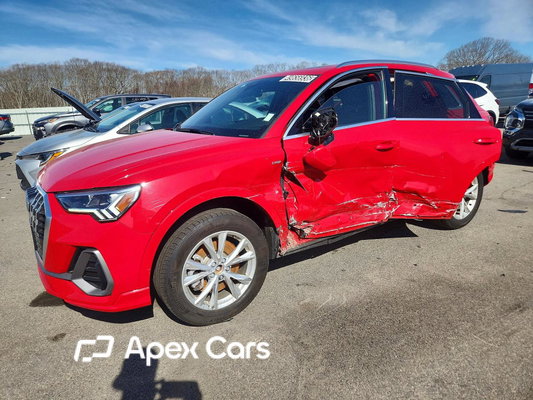 Audi Q3 2025 - Image 1 of 13