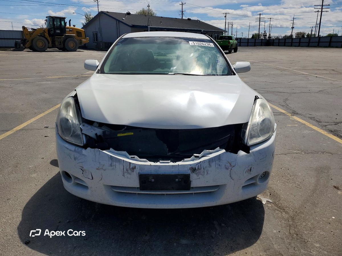 Nissan Altima 2012