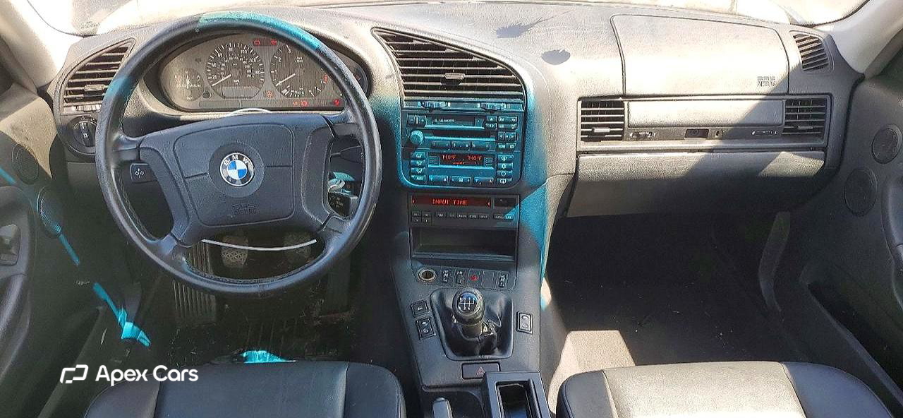 BMW Series 3 1998