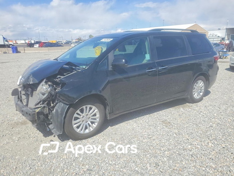 Toyota Sienna 2017 - Image 1 of 15