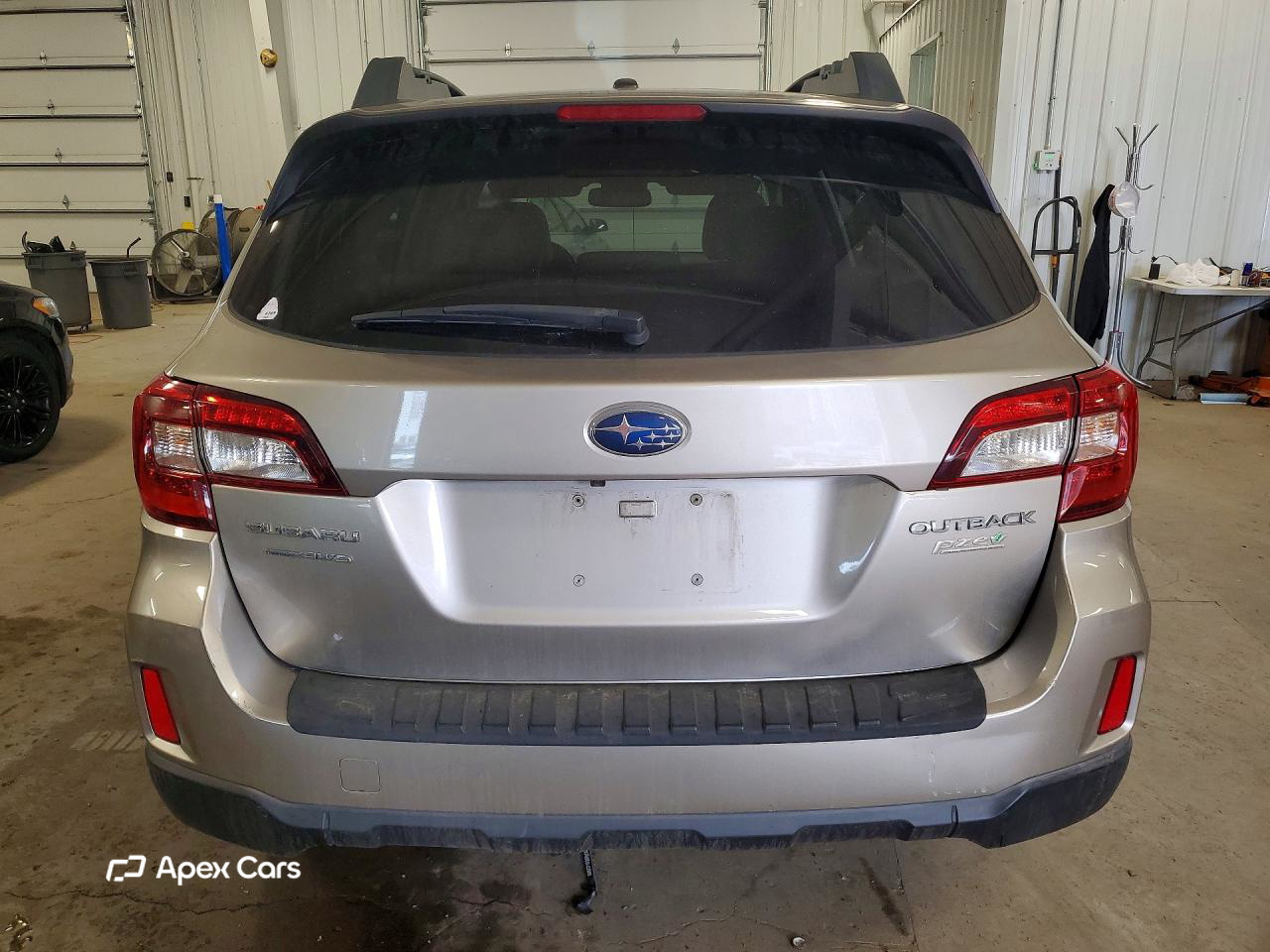 Subaru Outback 2015