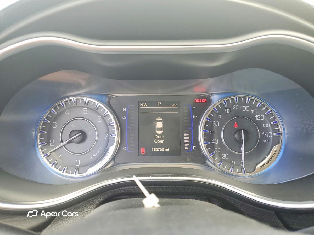 Chrysler 200 2015