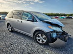Toyota Sienna 2015