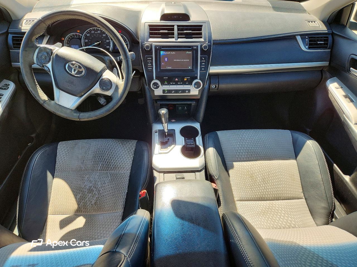 Toyota Camry 2012