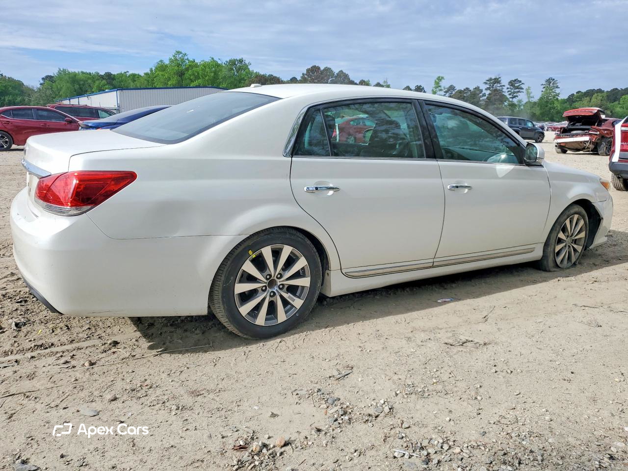 Toyota Avalon 2011
