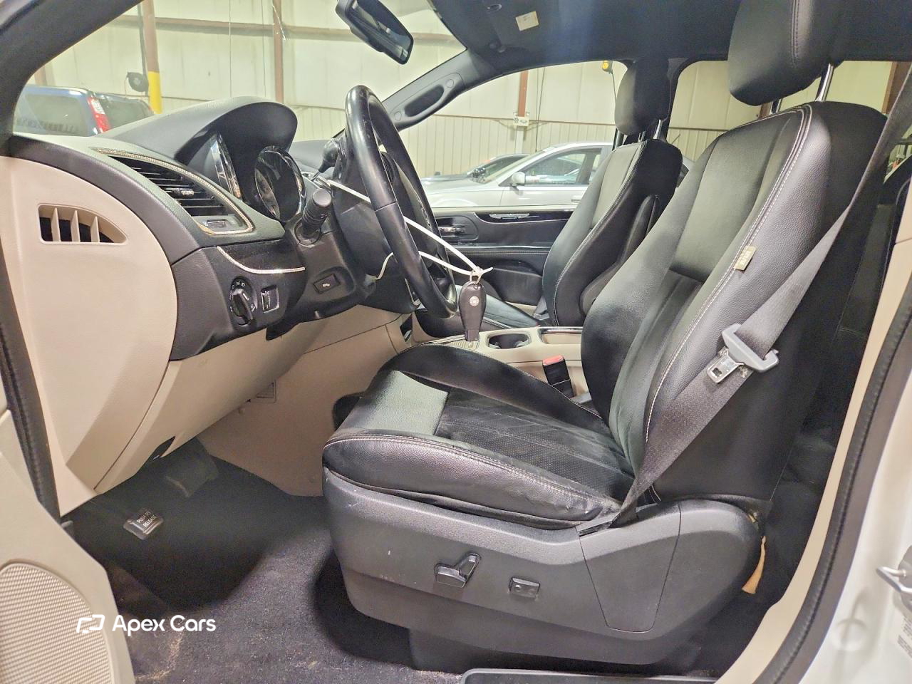 Dodge Caravan 2014