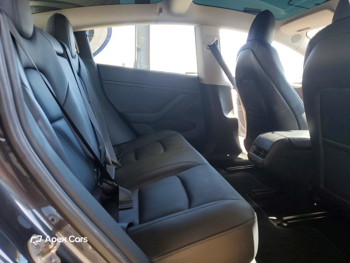 Tesla Model 3 2018