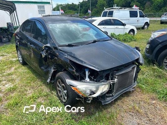 2013 Hyundai Accent - Zdjęcie 1 z 5
