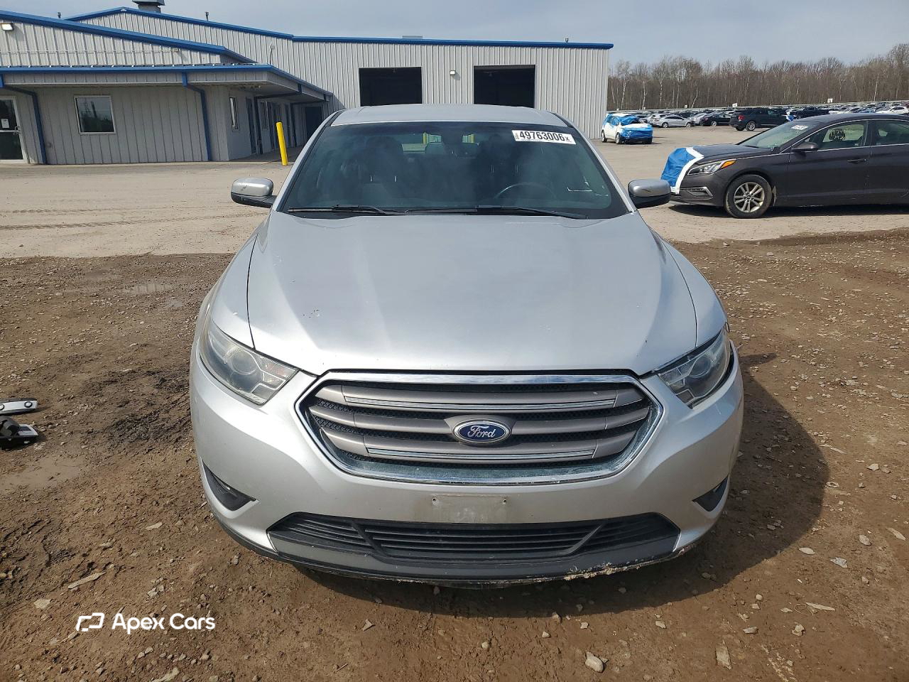 Ford Taurus 2015