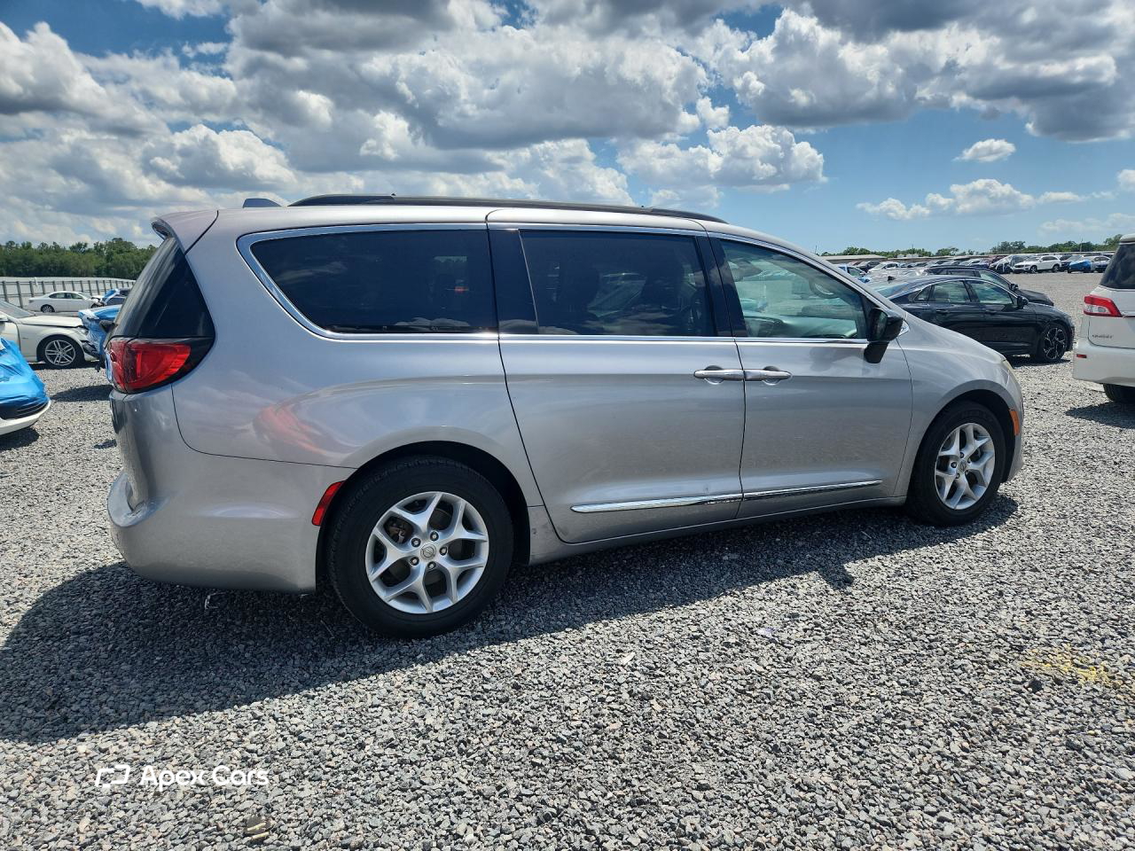 Chrysler Pacifica 2017