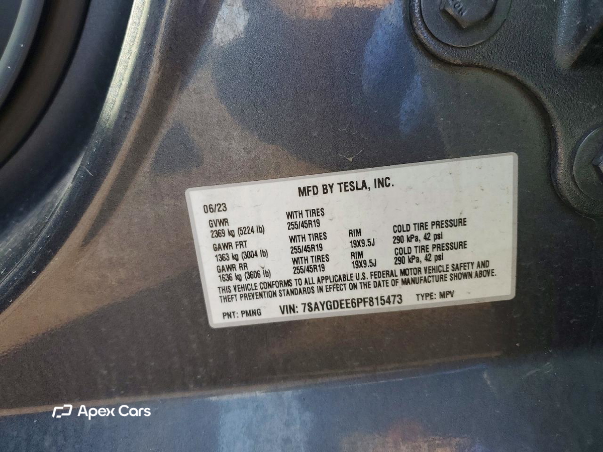 Tesla Model Y 2023