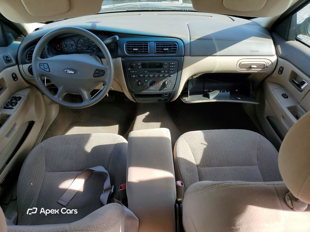 Ford Taurus 2002