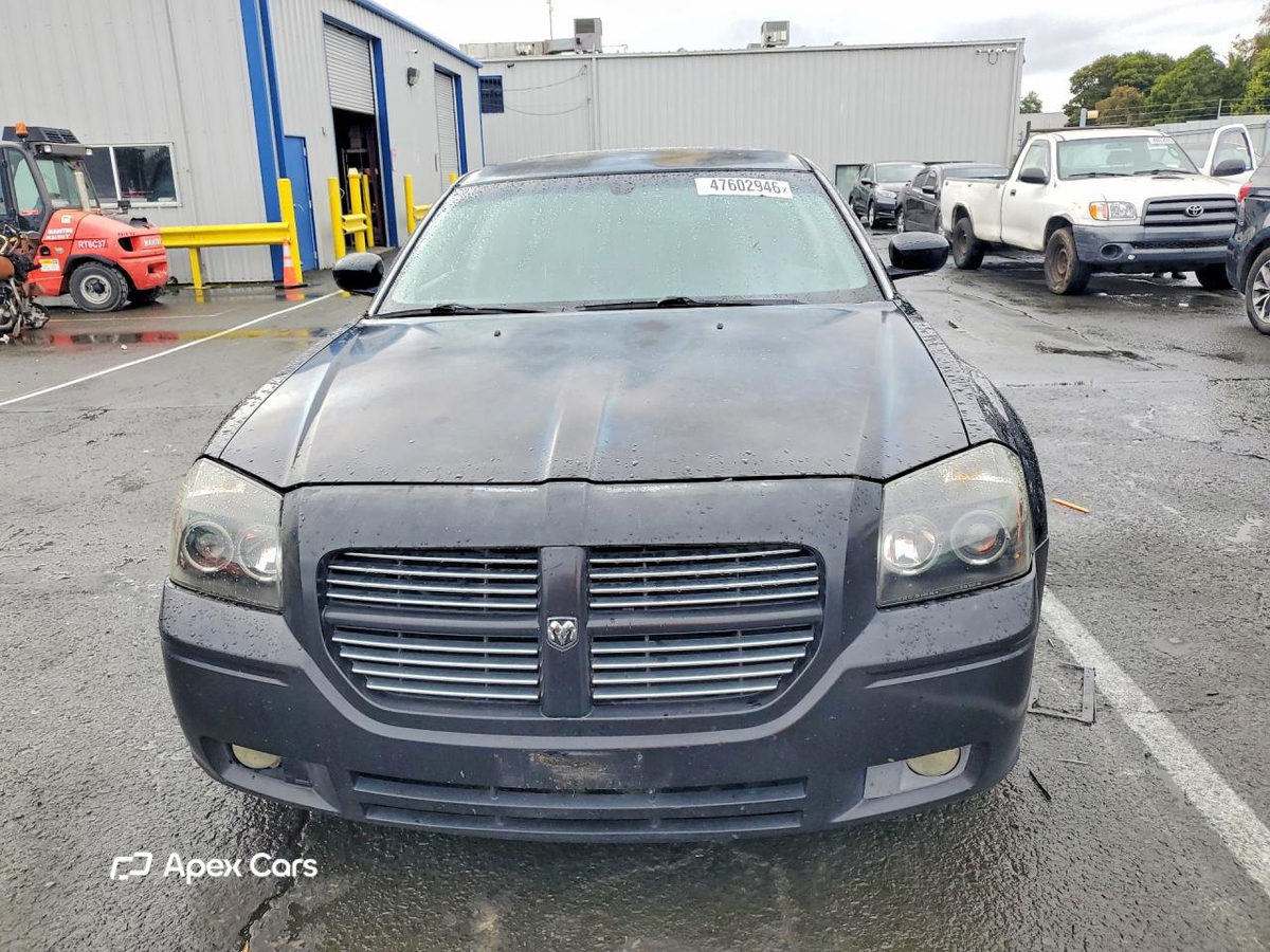 Dodge Magnum 2006