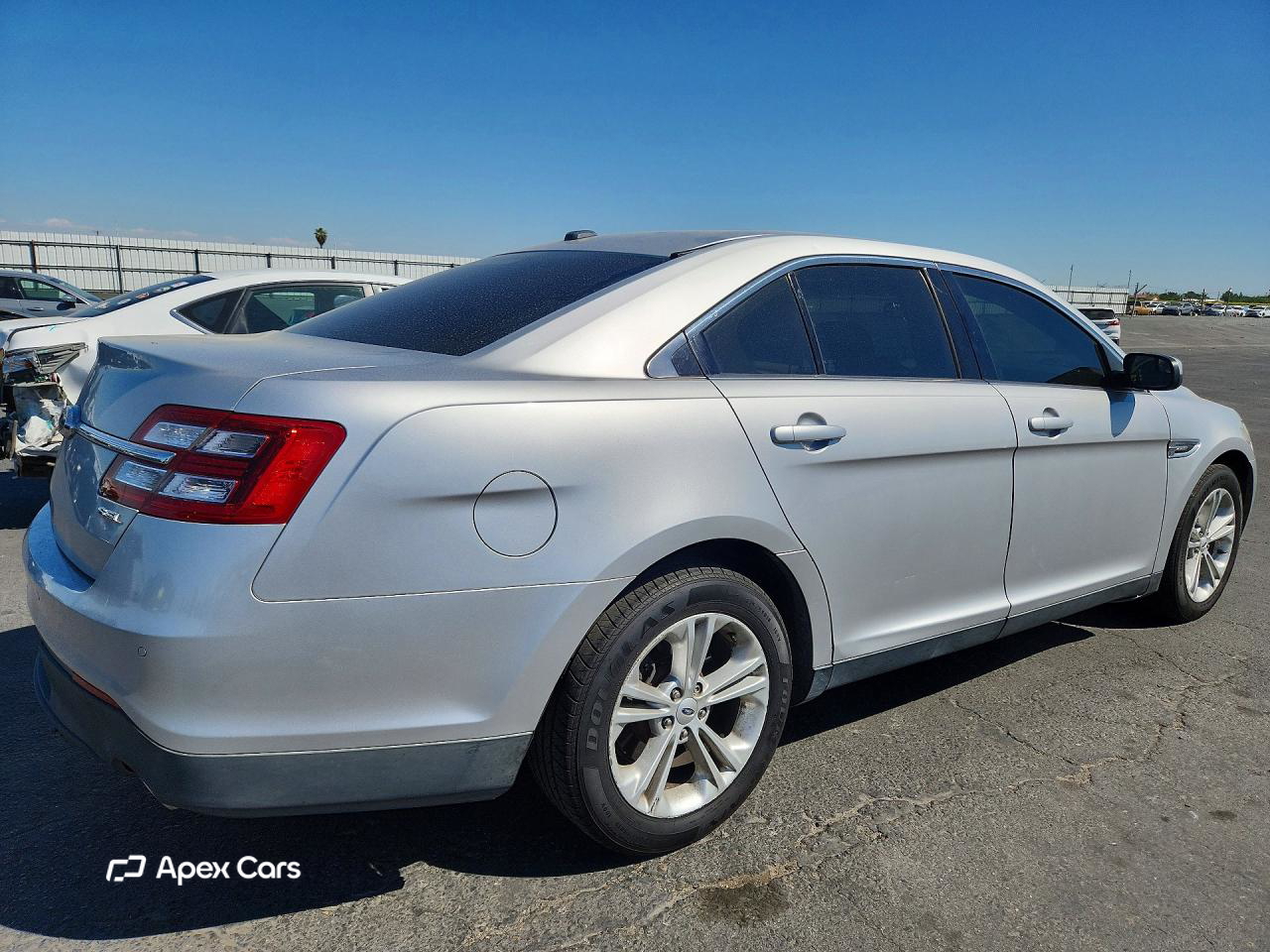 Ford Taurus 2015
