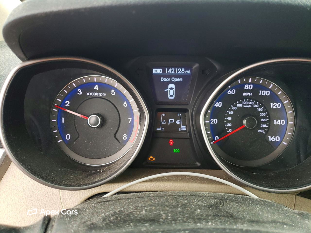 Hyundai Elantra 2013