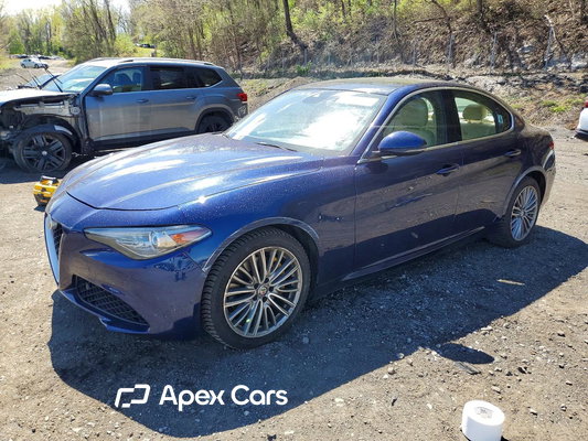2018 Alfa Romeo Giulia - Image 1 of 5