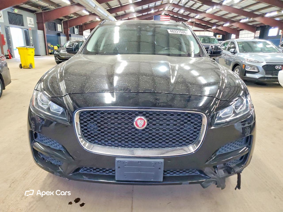 Jaguar F-Pace 2017