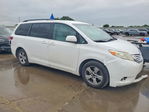 Toyota Sienna 2016