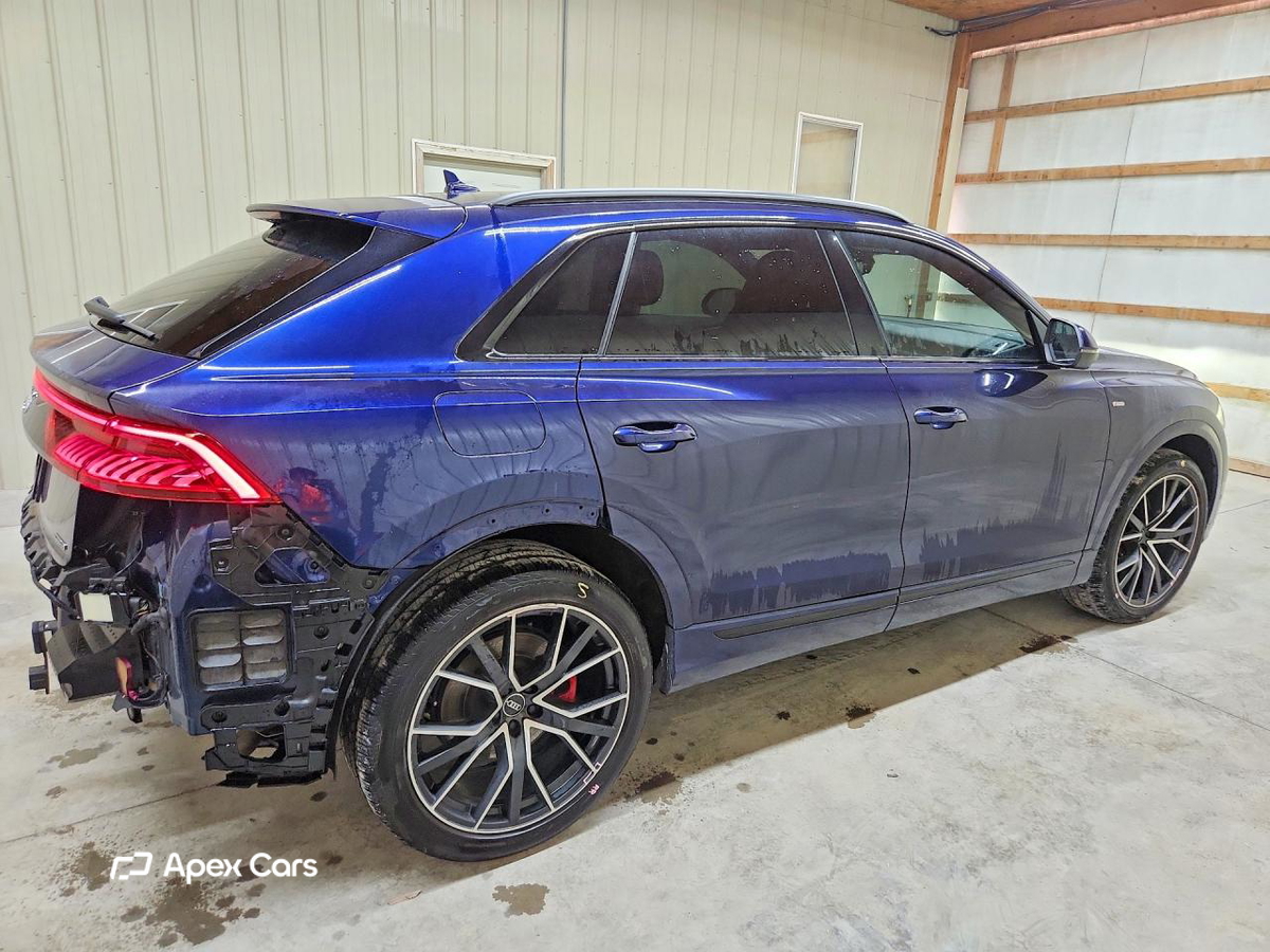 Audi Q8 2021