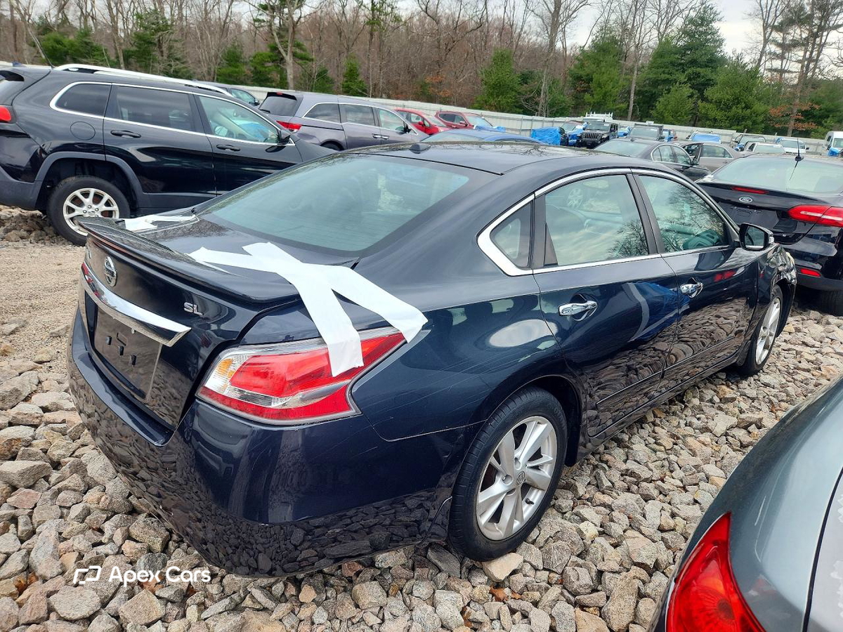 Nissan Altima 2015