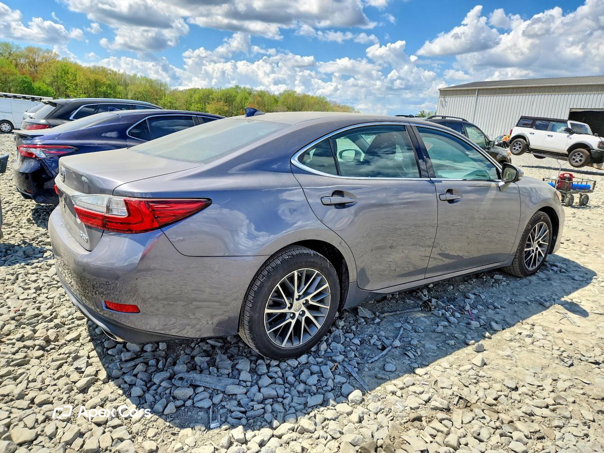 Lexus ES 2017