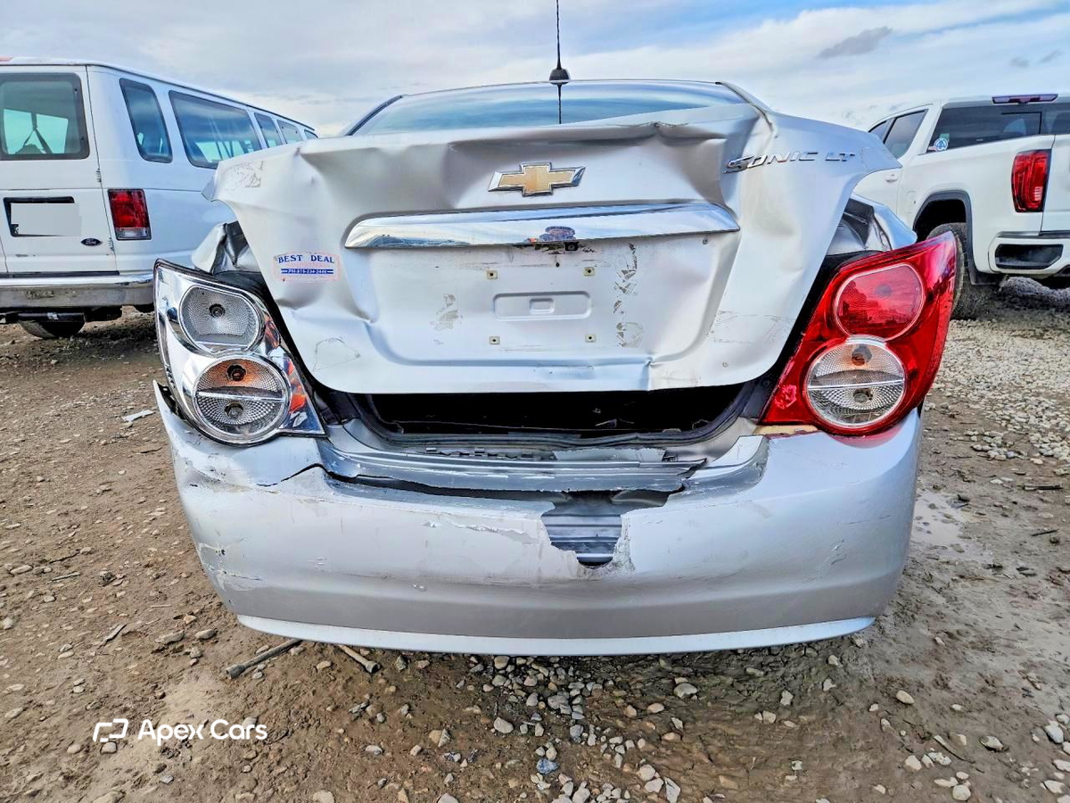 Chevrolet Sonic 2016