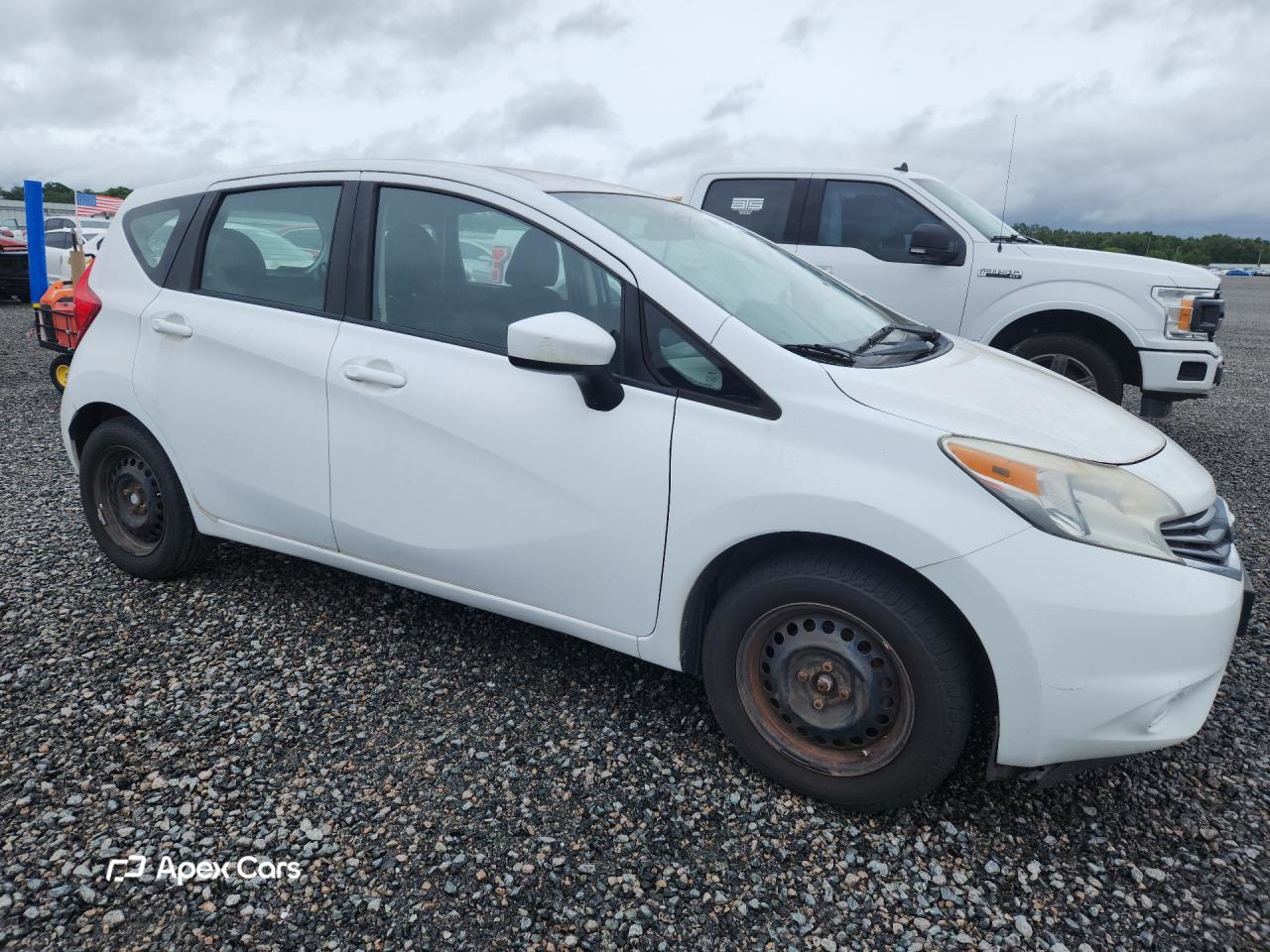 Nissan Versa 2016