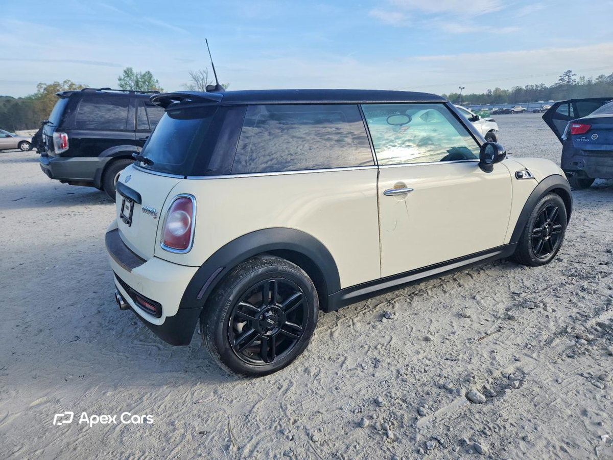 MINI Cooper 2012