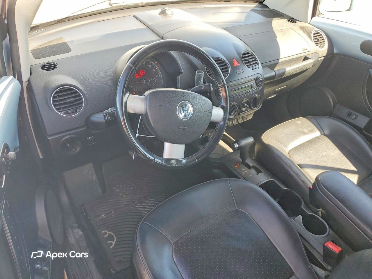 Volkswagen Beetle 2010