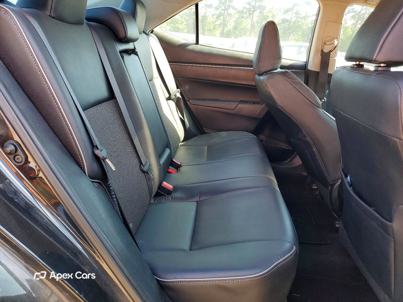 Toyota Corolla 2015
